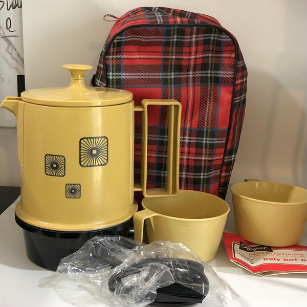 Vintage Regal Electric Poly Hot Pot in Plaid Carry Case Dop Kit - Dallas Drinking Society
